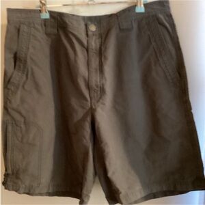 Columbia Men’s Gray Shorts Size 36